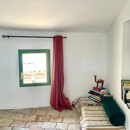 Belle Maison Centre *